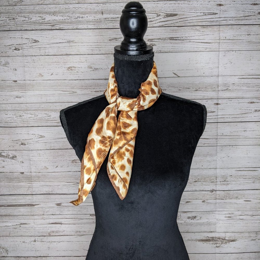 glentex • vintage leopard print square scarf